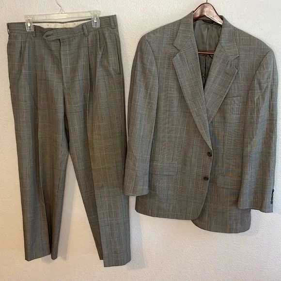Austin Reed Suit‎ - Picture 3 of 11